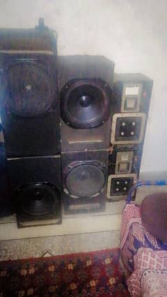 speakers