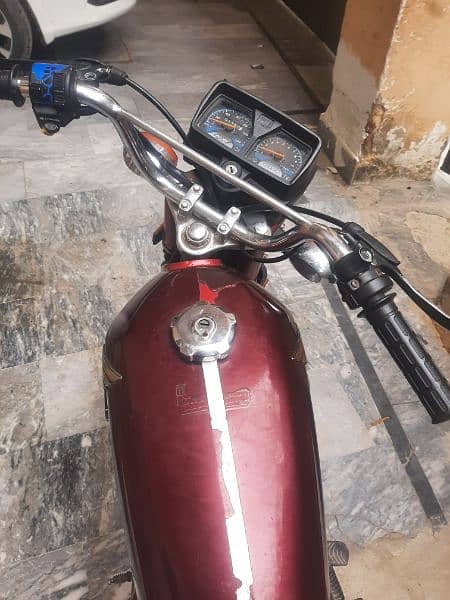 HONDA 125 10-8 14