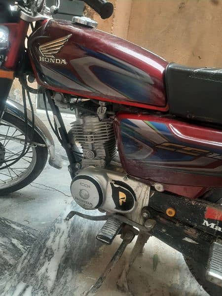 HONDA 125 10-8 17