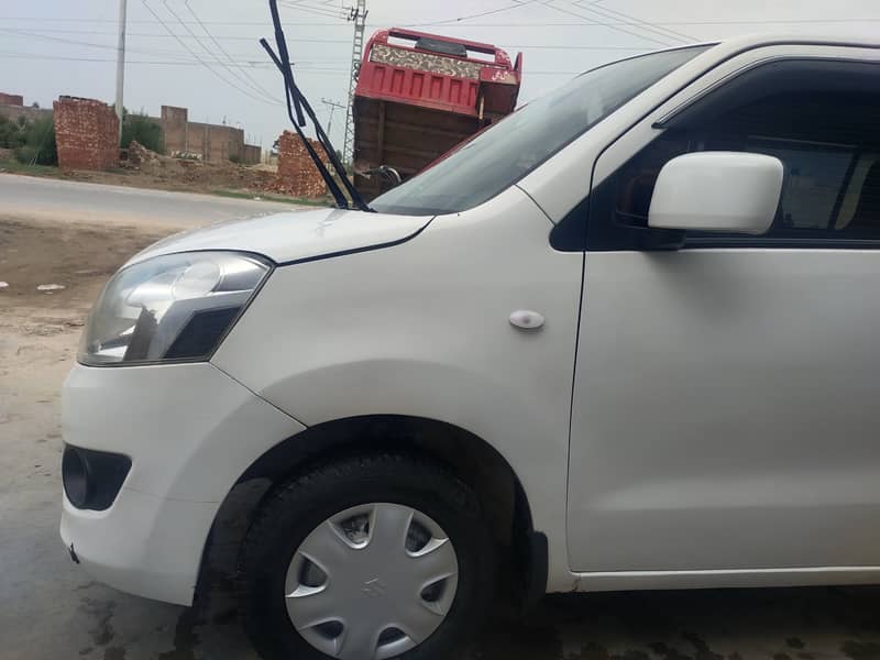 Suzuki Wagon R 2019 11