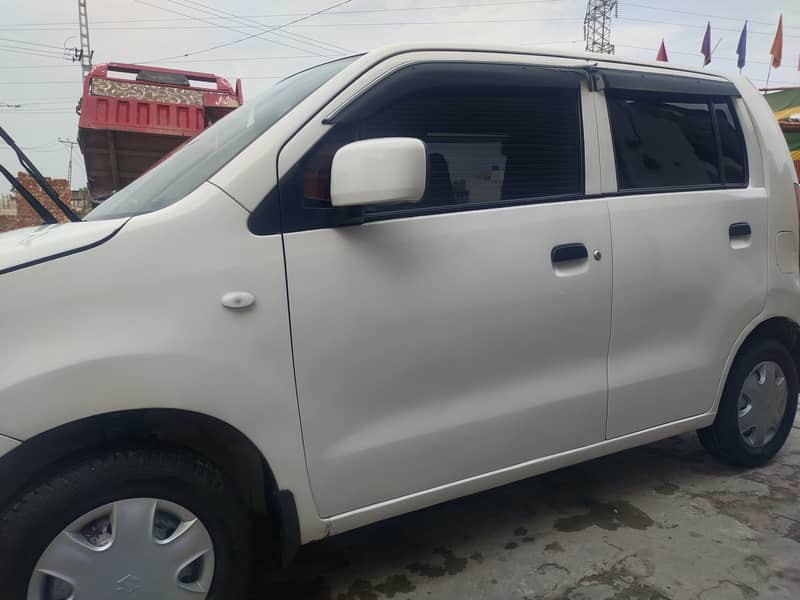 Suzuki Wagon R 2019 12