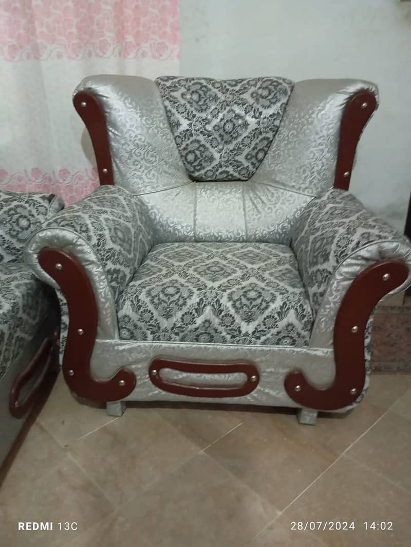 Sofa Set 5 Seater for sale 0