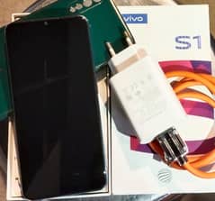Vivo S1 4/128GB with box and charger All okey just display line