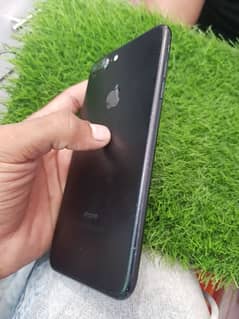i phone 7 plus 128GB pta condition 10 /9 full box battery health 100 a