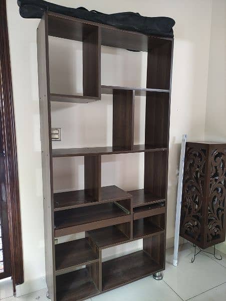 Book rack/ book shelves / decoration shelves. price can be negotiable 0