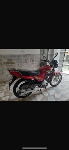 ybr 125z red colour in perfect condition