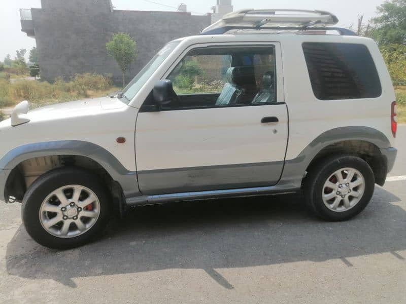 Mitsubishi Pajero Mini 2007.2001 3