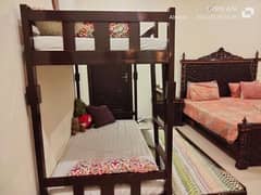 triple bunk bed