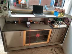 Mobile counter for sale good condition Best build quality