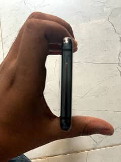 Lg G8 thinq pta approved 10/10 condition.  6/128