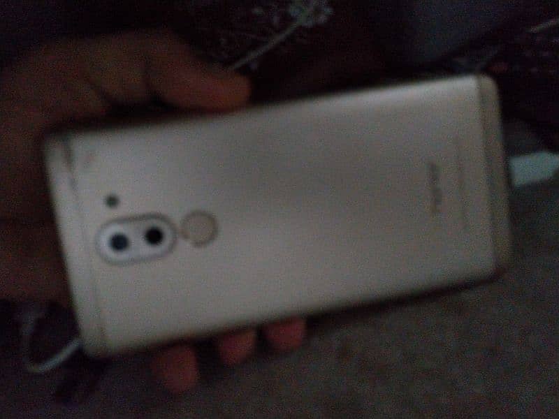 Huawei 6x for sell 3 GB ram 32 GB mamurry 1