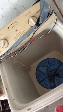 single tub washing machine working perfectly fine