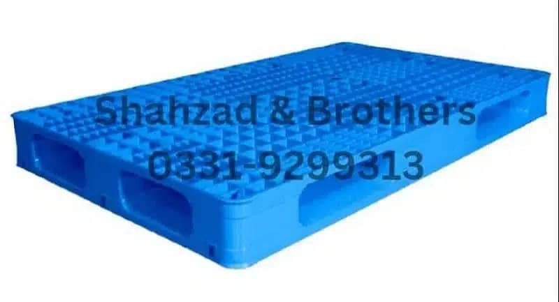 Plastic Pallets / Industrial Pallets 4