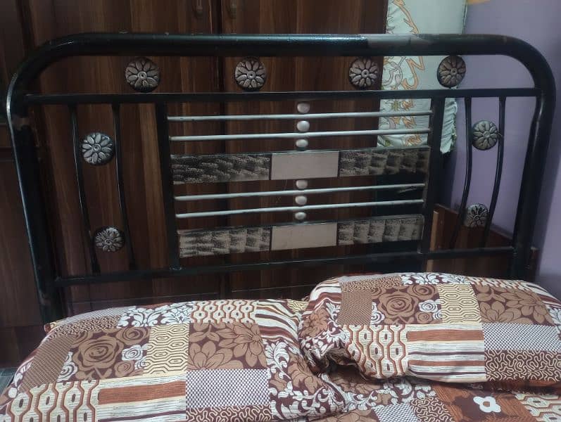 iron bed with mattres 1