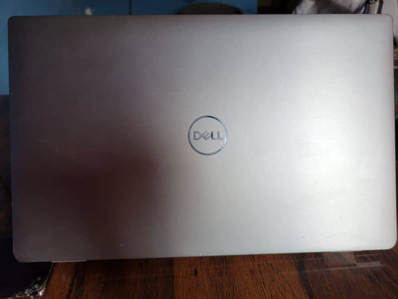 Dell lattitude 9520 i7 11th gen 1