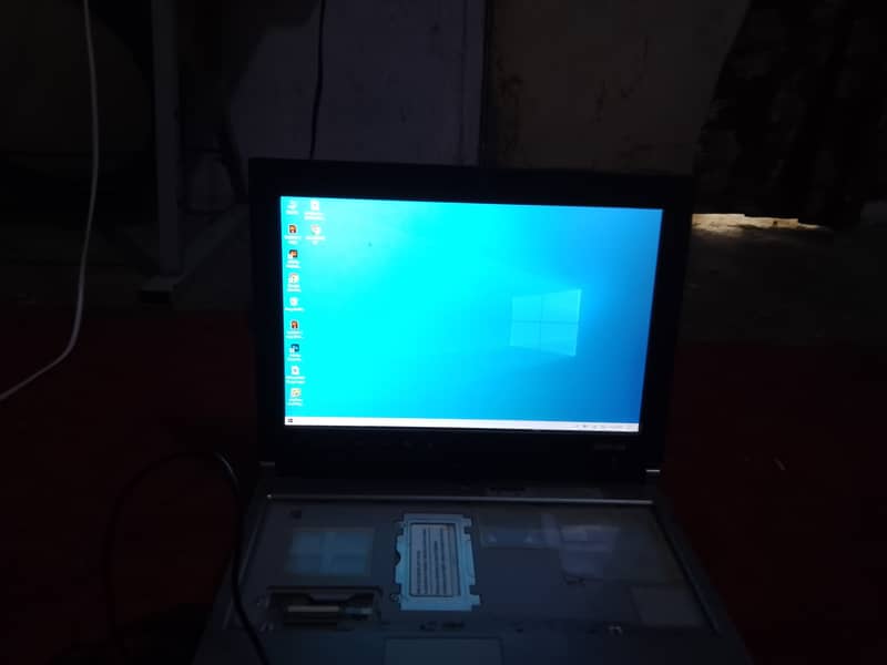 Toshiba Portage M780 1