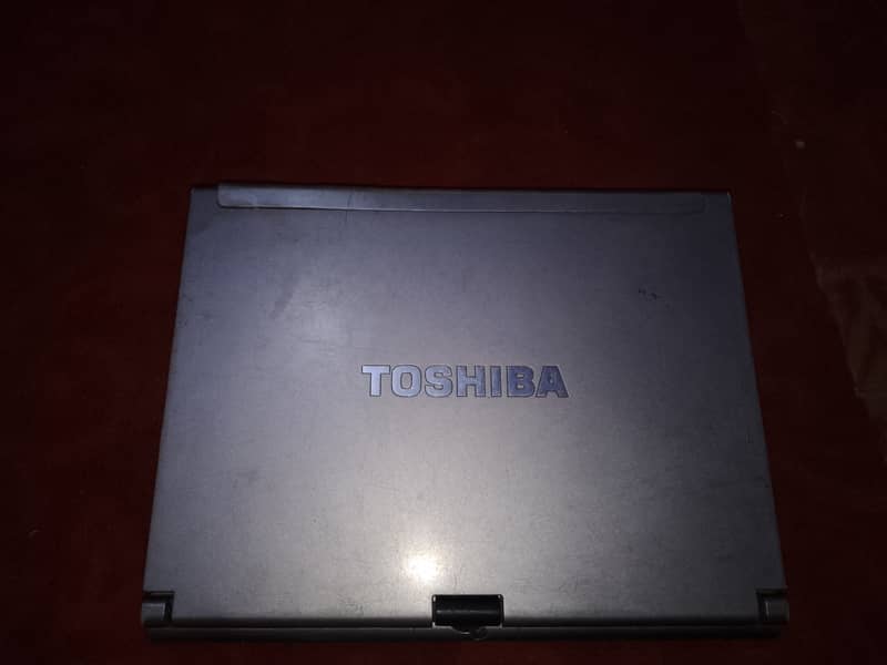 Toshiba Portage M780 11