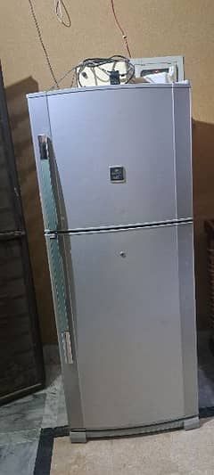D Dawlance fridge