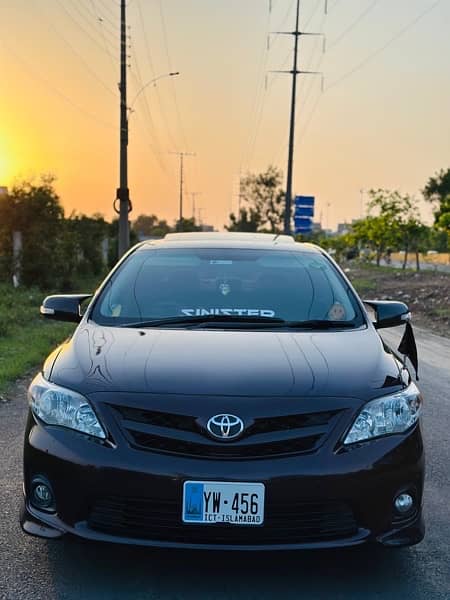 Toyota Corolla Altis 2013 3