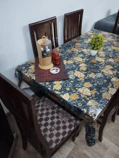 dining table with 6chairs