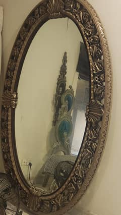 Elegant Ornate Oval Mirror with Gold/Bronze Plaster Frame - Intricate