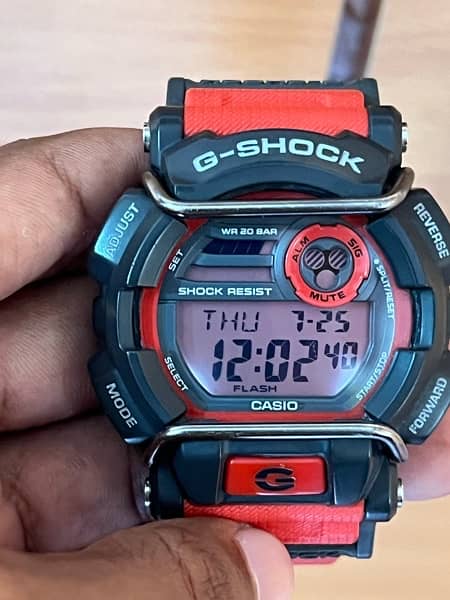 Casio G-Shock  Casio GD-400-4A 6