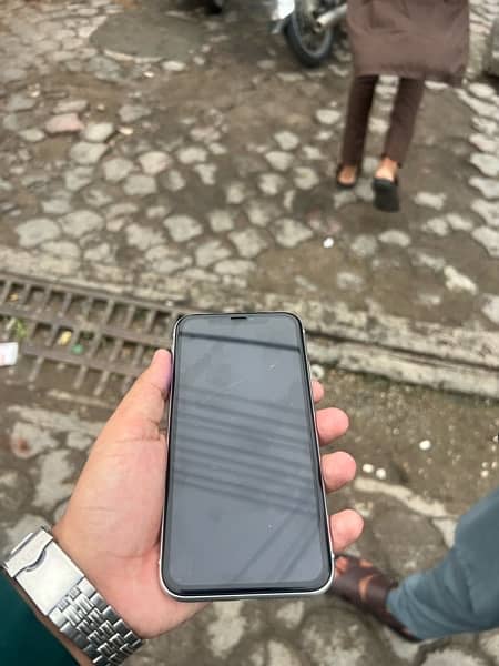 Iphone 11 Non Pta ( Scom working ) 1