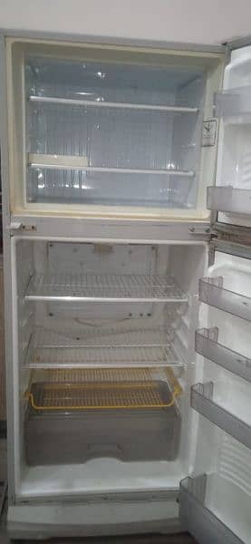 Dawlance Refrigerator Used 3