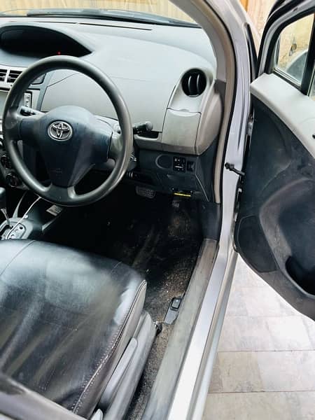 Toyota Vitz 2010 8