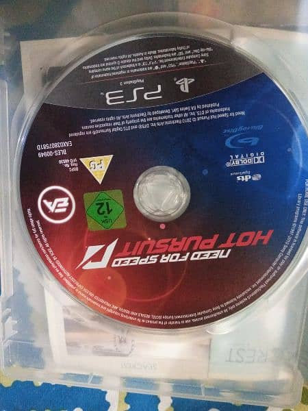 ps 3 cd need for speed hot pursuit and socom confrontation 3