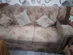 acchi condition Mein sofa set hai03214028939