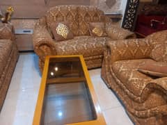 sofa set with tabel