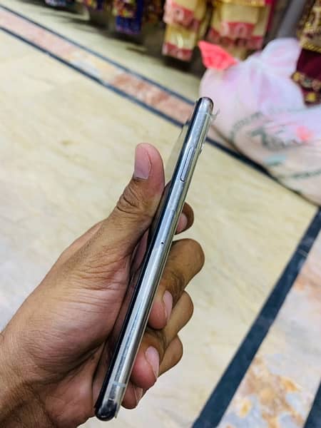 iphone xs max 256gb pta dual approve 1