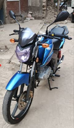 Suzuki gsx 125