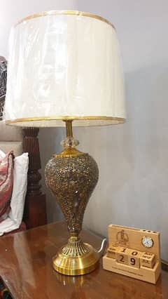 Pair of double lights lamps. . almost new!