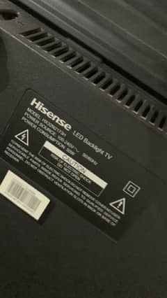 Hisense original Led 32'' neat condition Using in home (just call me)