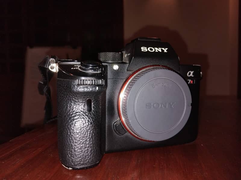 Sony A7R III Mirrorless Camera 5