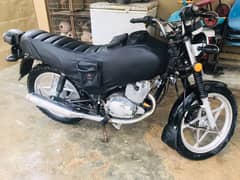 Suzuki GS 150 SE 2021