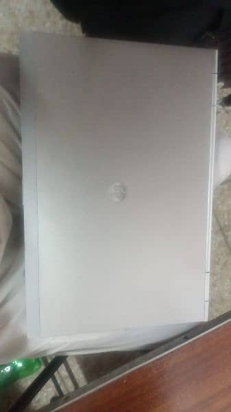 Ellitebook 8470 i5 3rd gen 1 GB ATI 2