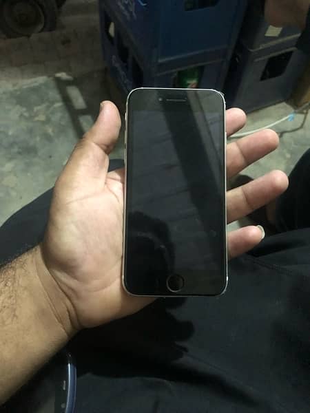 iphone se2020  non pta 4