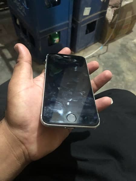 iphone se2020  non pta 6