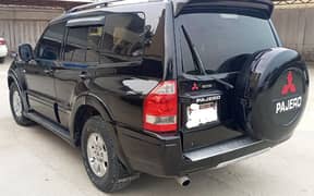 Mitsubishi Pajero 2005