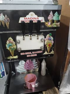 Cone ice cream machine