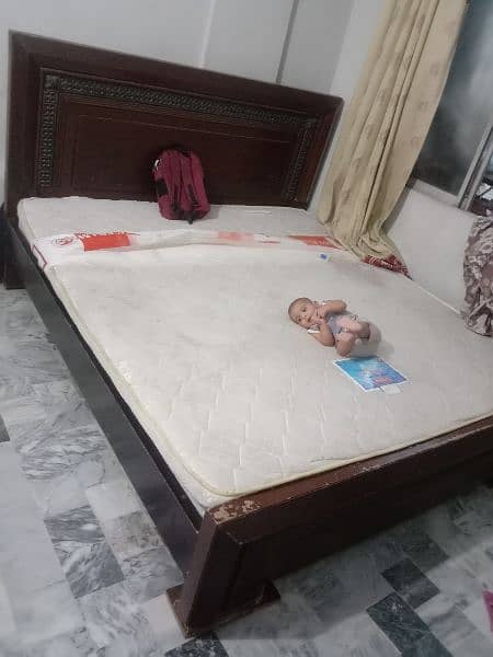 wooden bed 4