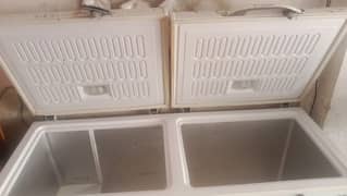 Waves deep freezer double door 18 cubic feet