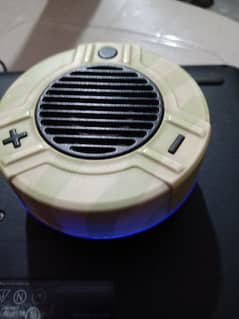 SOUNDMINE SKULLCANDY BLUETOOTH SPEAKER