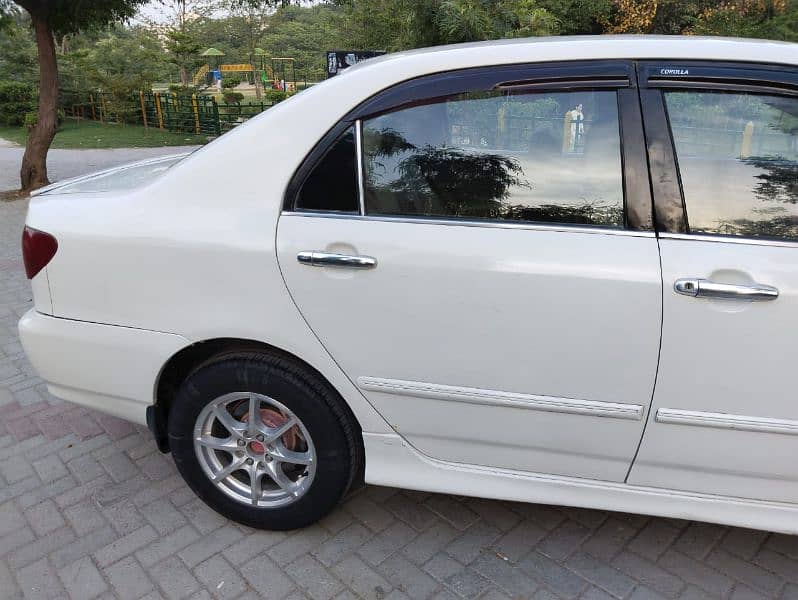 Toyota Corolla 2.0 D 2004 3