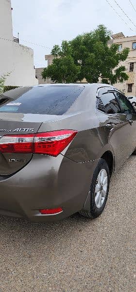 Toyota Corolla Altis Grande CVT-i 1.8 Model 2014. 6