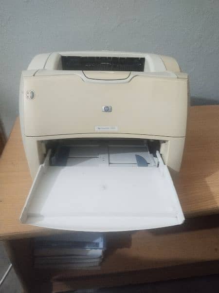 Printer HP LaserJet Model 1300 1