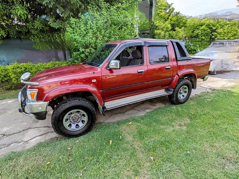 Toyota Hilux 1995 SSR-X LN109 6